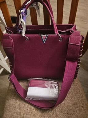 Structured Berry Tote with Detachable Strap Wallet Too